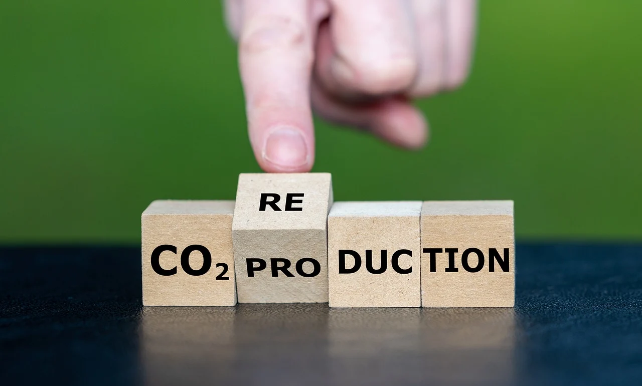 Reshoring to US and Europe accelerates, now also serving CO2 emission reduction objectives